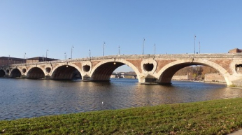 Nous faisons le pont